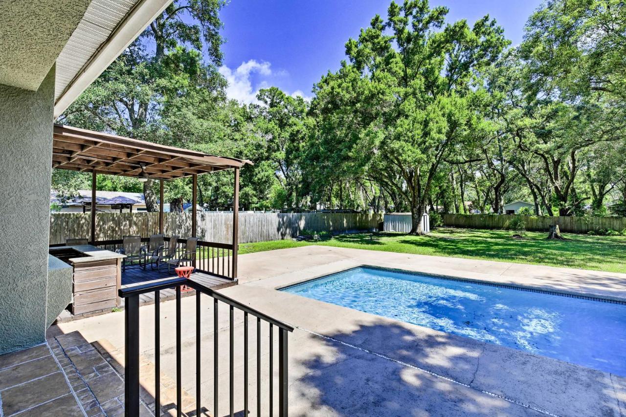 Tampa Oasis With Pool About 7 Mi To Busch Gardens!ヴィラ エクステリア 写真